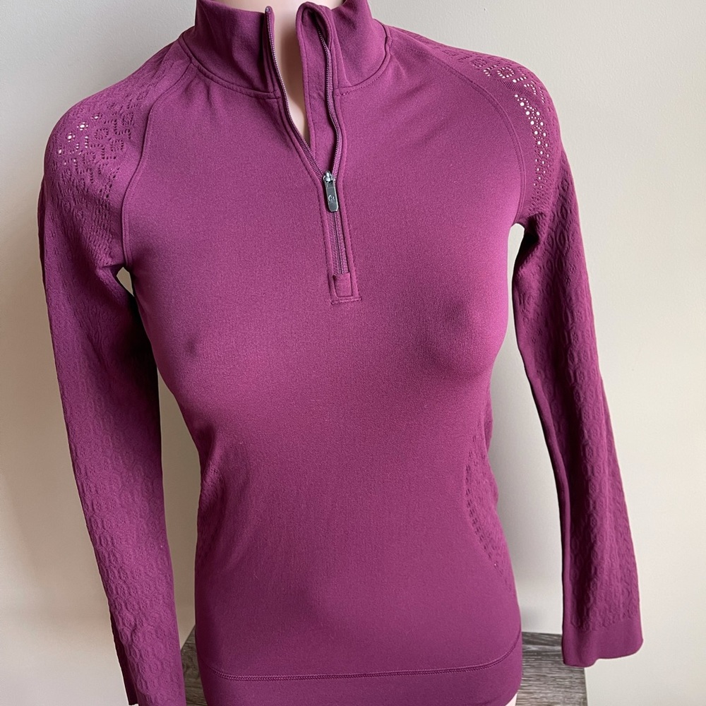 Lululemon maroon half-zip detailed pullover SZ 8